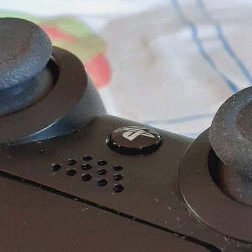 Playstation 4 Pro controller like new