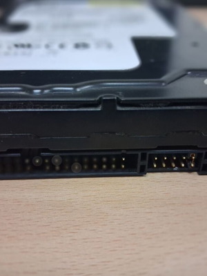 Western Digital Caviar SE 300GB IDE hard drive used with IDE cable
