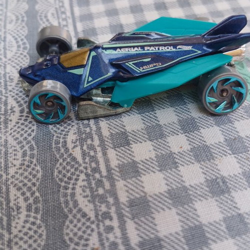 Hot Wheels Airuption 2017 used with slightly bent rear axle