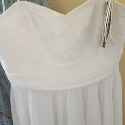 Swing white short dress, new with tag, silk touch