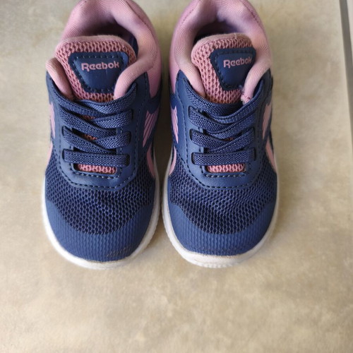 Reebok Sport Rush Runner 5 baby athletic shoes used, size 20, pink