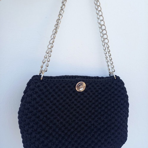 Handmade 2-in-1 black knitted bag with silver lurex and chain