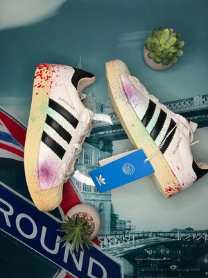 adidas gazelle silver green womens Adidas Superstar sneaker peinture 42x28 cm – GalleryKauffeld