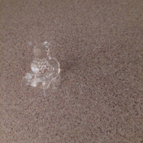 Crystal decorative item like new, dimensions 0.3×0.4