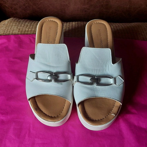 Andrea Pierago white platforms with silver like new, size 40