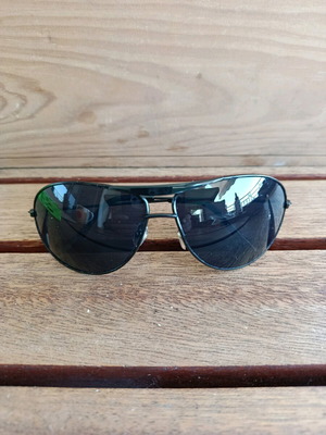 Aviator sunglasses black metal like new