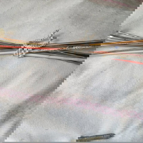 Βελόνες και βελονάκια πλεξίματος σαν καινούργια, ρετρό μεταλλικά και αλουμινένια μοντέλα