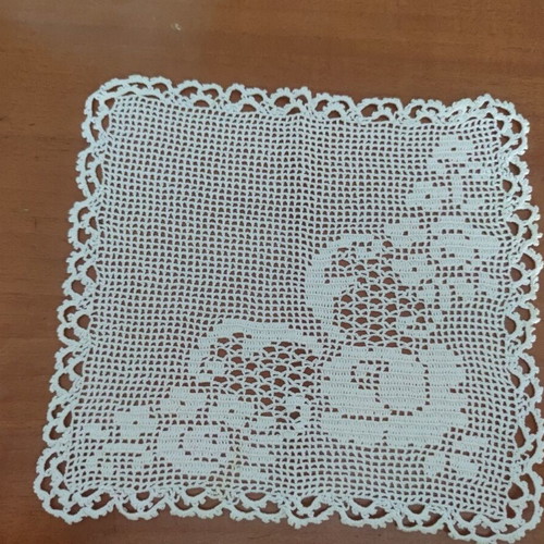 Set of 6 handmade cotton doilies, new