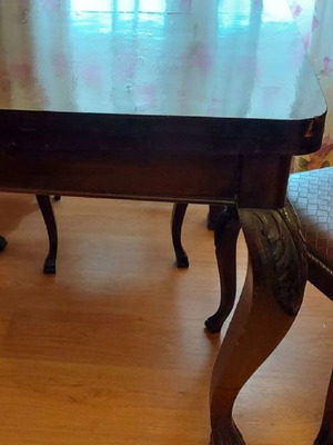 Τραπέζι ντεκό ρετρό μεταχειρισμένο, τετράγωνο με ίσια πόδια