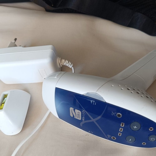 Silk'n Flash & Go Luxx Laser Hair Removal Device like new with extra head