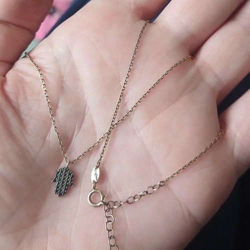 Silver necklace 925 Hamsa with black cubic zirconia pendant like new