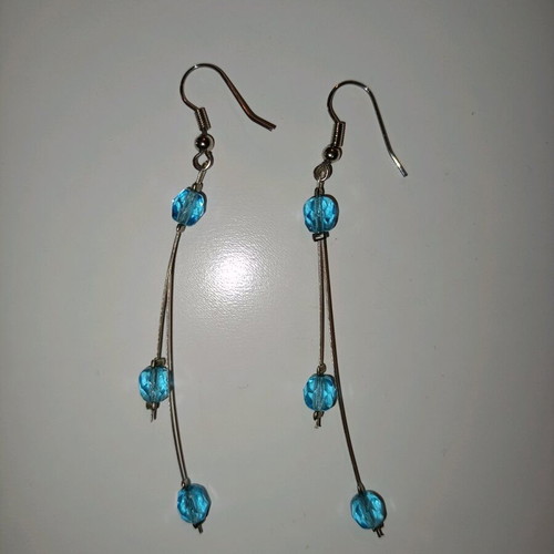 Earrings unused with blue beads