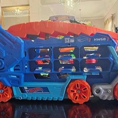 Hot Wheels Dinosaur Truck Track like new