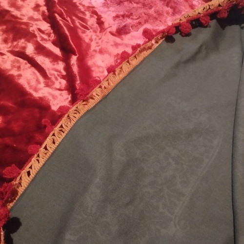 Vintage red velvet tablecloth used, 140×210 cm