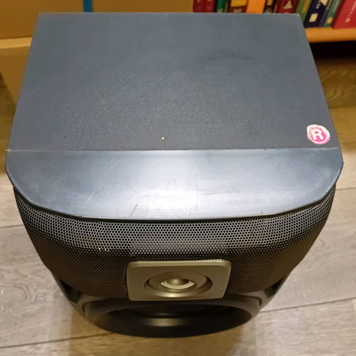 Aiwa SX-FNF7 floor-standing 3-way speakers used with bass reflex