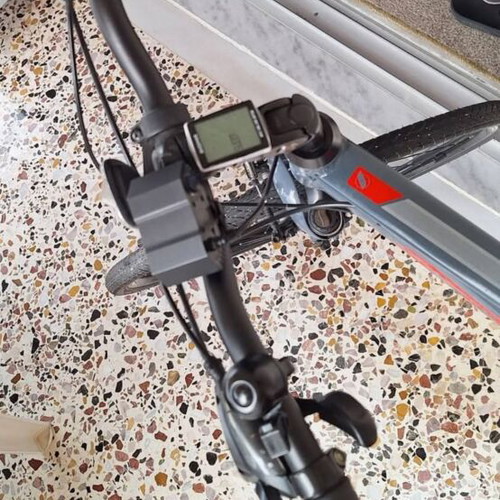Ideal Crossmo 29 Inch Mountain Bike like new, gray red