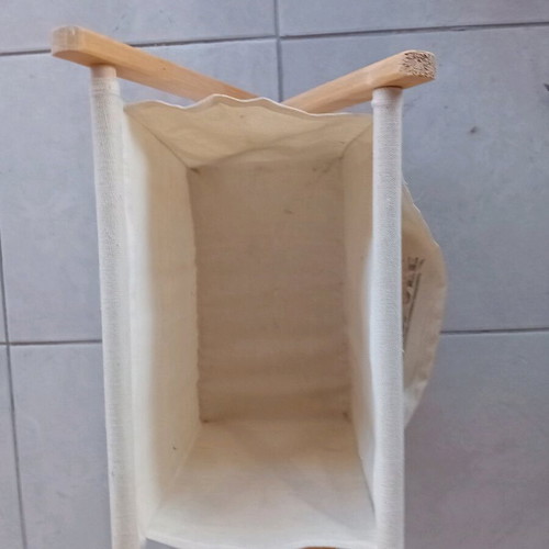 Folding fabric holder with wooden frame Nescafé like new
