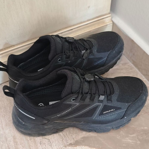 Admiral athletic shoes size 41 like new, black