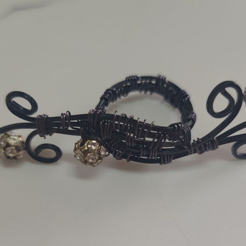 Handmade ring black stainless copper wire with decorative stones