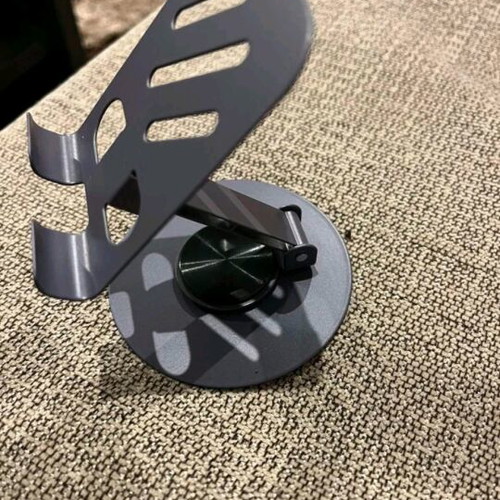 Iron mobile phone stand like new