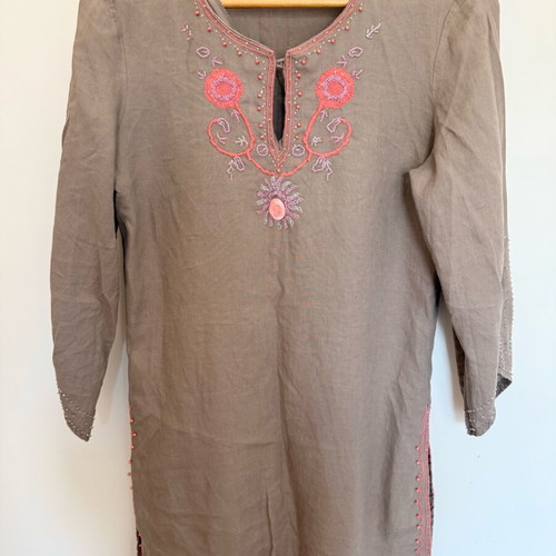 Tunic 100% linen like new, gray and beige, size S