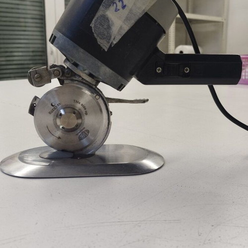 Fabric cutting wheel used