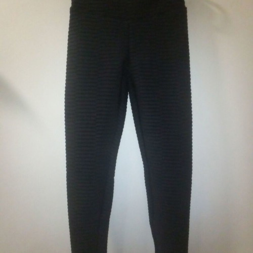 Black textured leggings new, size Small