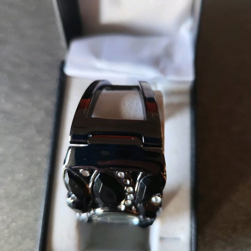 Figaro black watch like new, women's