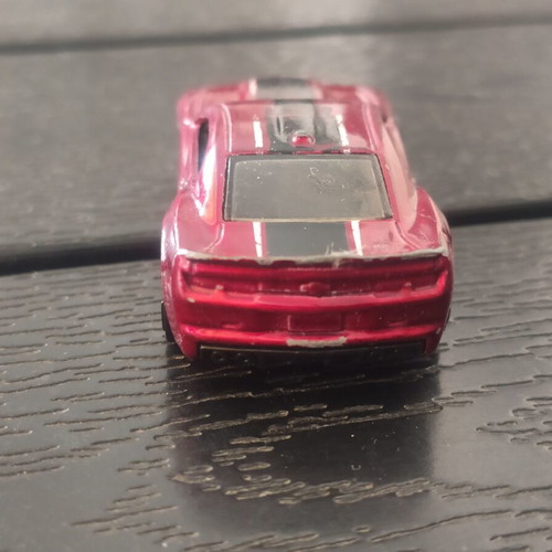 Chevy Camaro 1/64 Mattel Hotwheels used with marks