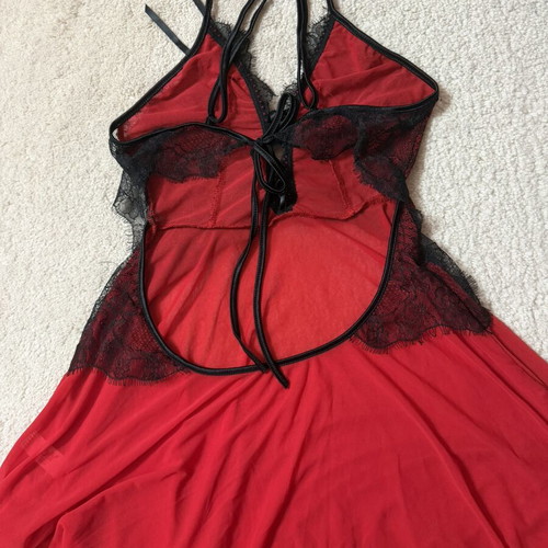 Red nightdress with black lace new, size S/M