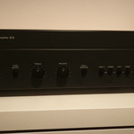 NAD Stereo Integrated Amplifier 312 like new