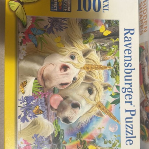 Set of 4 games: 3 puzzles and 1 board game