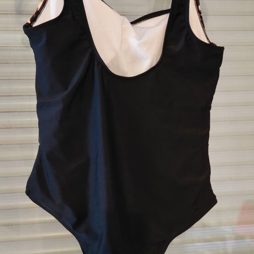 Women's black swimsuit with leopard details, removable chest padding