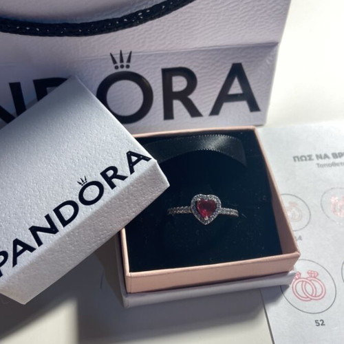 Pandora silver ring size 52 like new