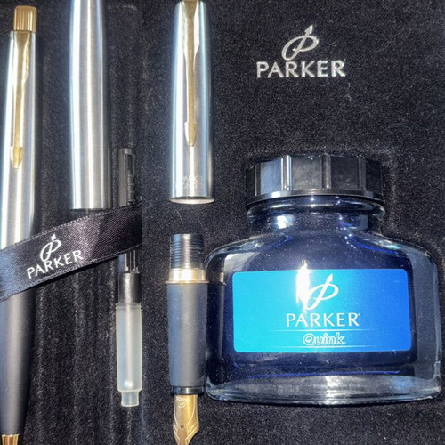 Parker set with pen, fountain pen, and Quink ink bottle new