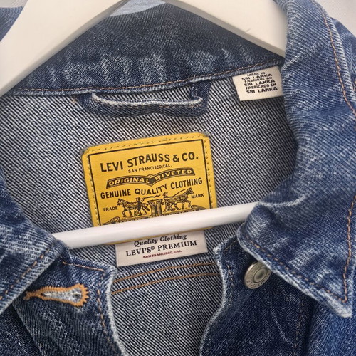 Levi's denim jacket used, limited Peanuts series, size S, blue
