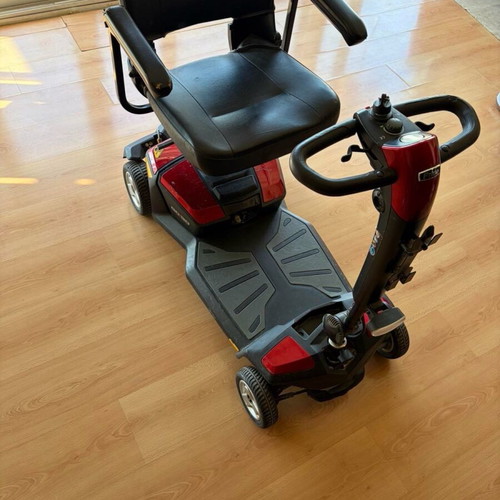 Pride Go-Go Elite Traveller 4-Wheel Mobility Travel Scooter used