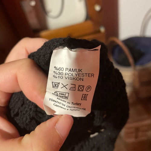 Knitted dress black like new with lining