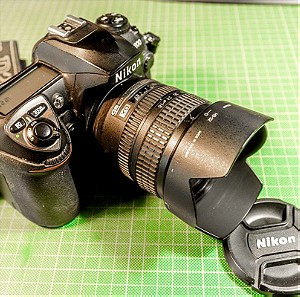 Nikon D200 15700 clicks και φακο Nikon 18-70mm f/3.5-4.5 AF-S DX