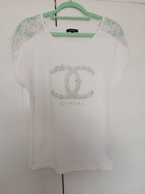 White top with pearls and rhinestones like new