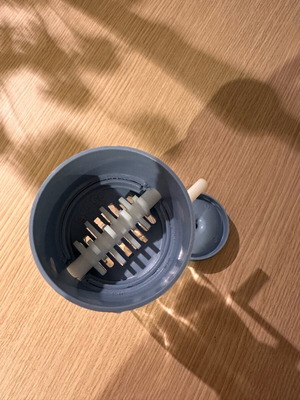 Kitchen tool for onions like new