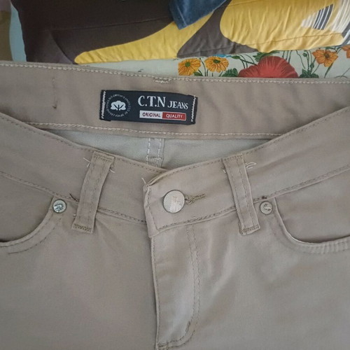Women's elastic pants beige used with side zipper