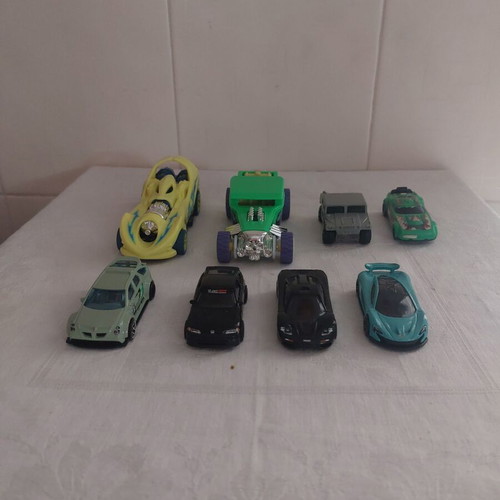 Hotwheels cars used, set of 8