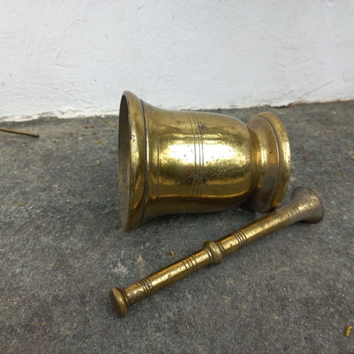 Bronze mortar and pestle set used, vintage