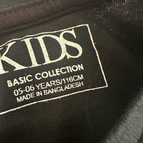 Video game t-shirt pack of 2 for 5 years old, like new