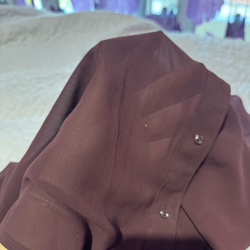H&M sleeveless shirt like new, dark burgundy XXL