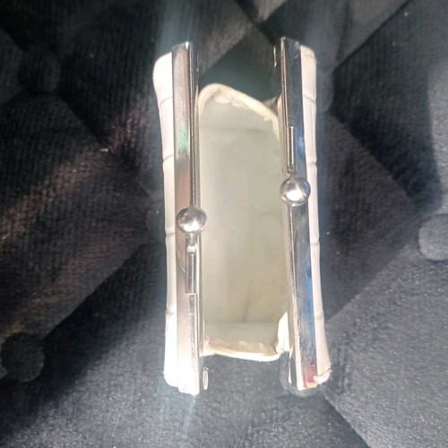 Wallet used for coins, 8.5x5cm, white
