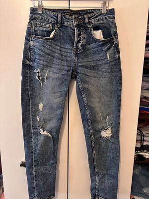 Enoikio jeans like new, sizes M and L