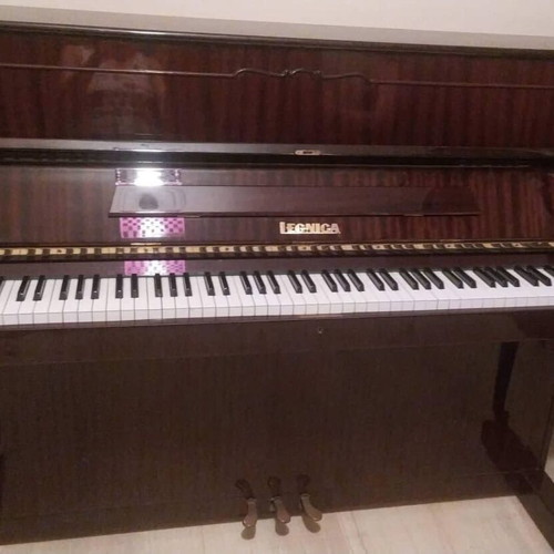 Legnica upright piano like new, walnut with glossy finish