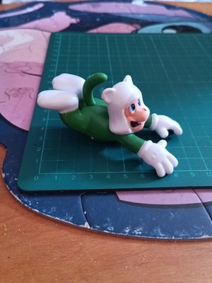 Φιγούρα Cat Luigi από τη σειρά παιχνιδιών Nintendo Super Mario, μεταχειρισμένη